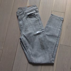 American Eagle Gray High Rise Jegging